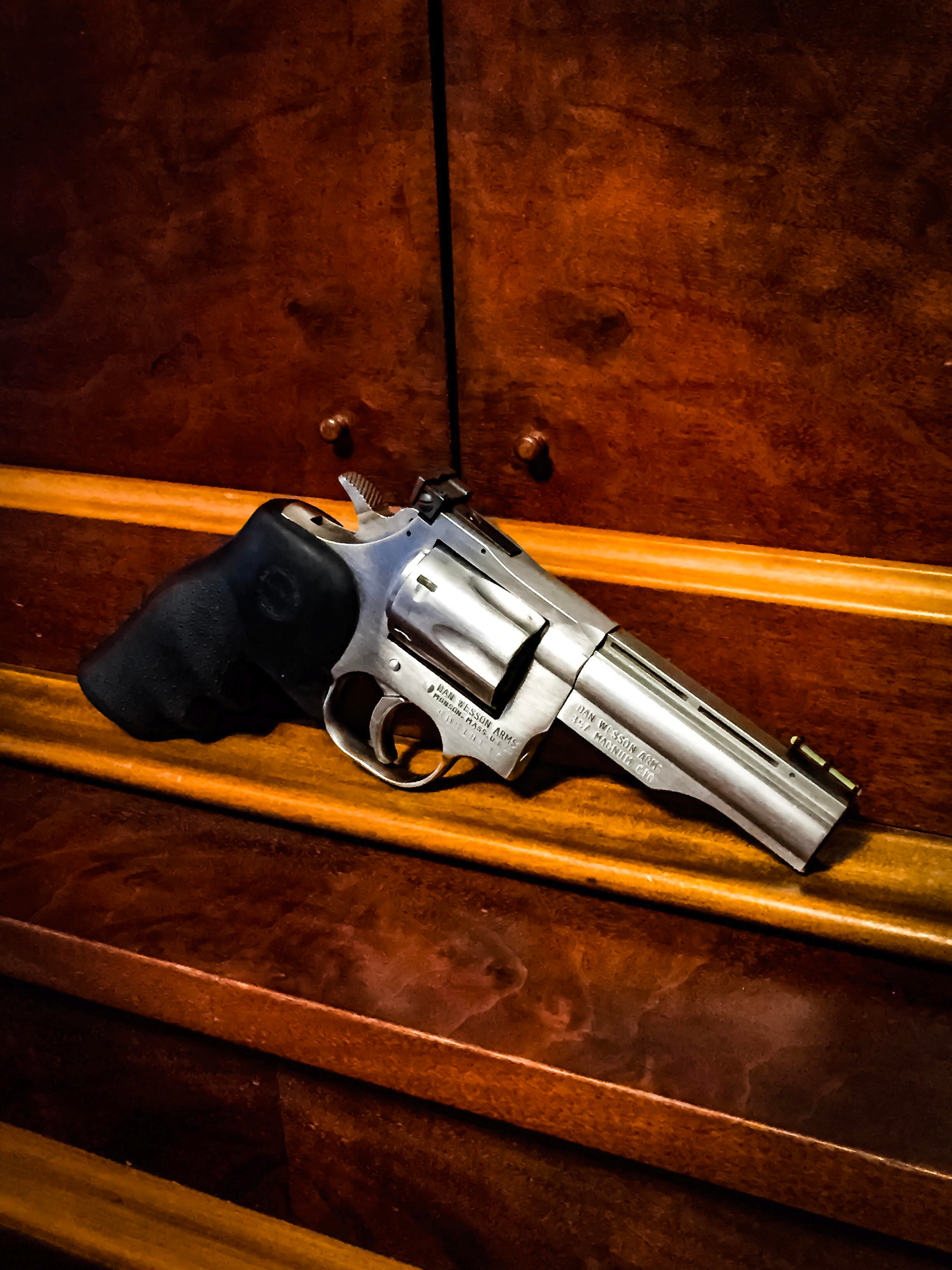 357Wesson3.jpg 357Wesson3.jpg