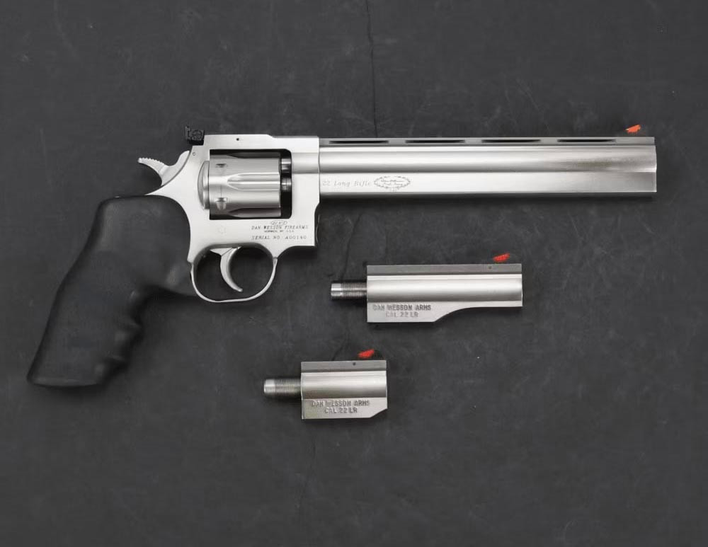 Dan-Wesson.JPG