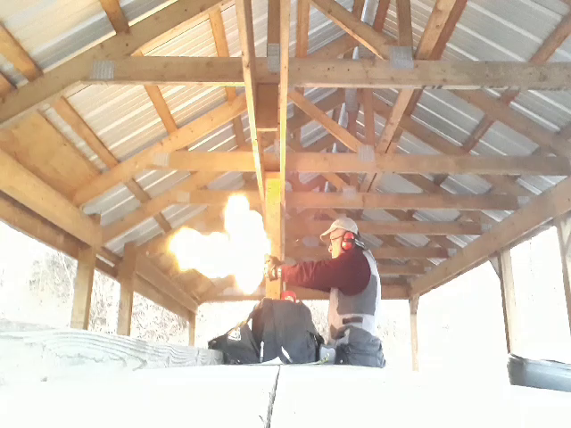 vlcsnap-2018-04-03-22h27m05s100.png vlcsnap-2018-04-03-22h27m05s100.png