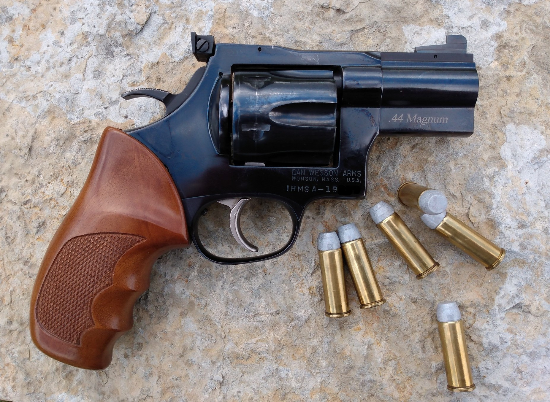 twodot_44_01.jpg twodot_44_01.jpg