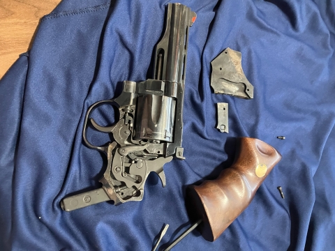 Dan-Wesson.jpg