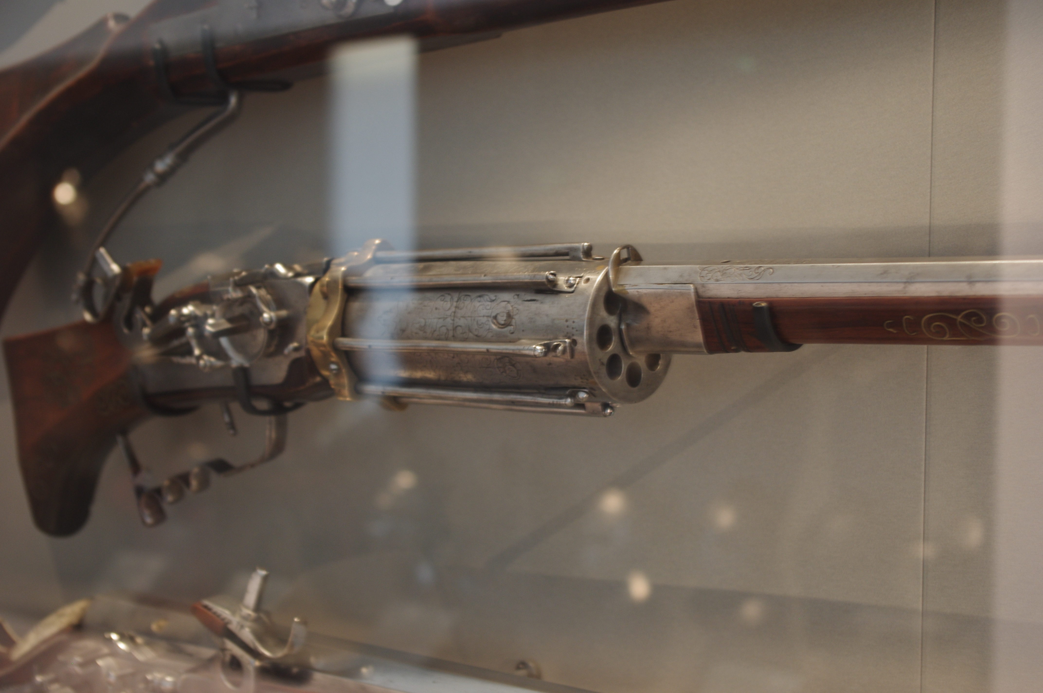 eight_shot_matchlock_musket_by_urielventis-d46naws.jpg