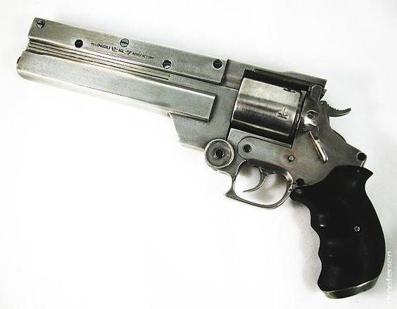 trigun-revolver1.jpg