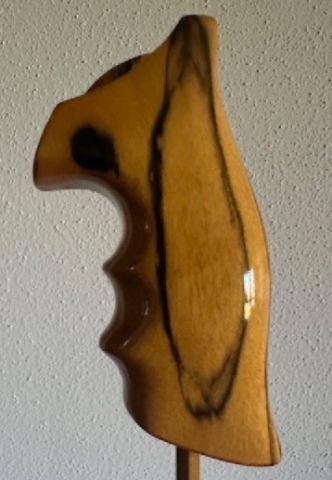LB-EBONY-GRIPPER.JPG