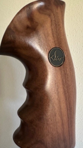 LB-ROSEWOOD-TRADITIONAL.JPG