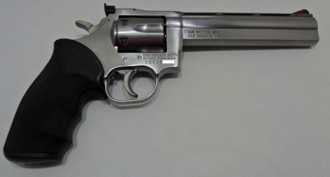 Dan-Wesson-715-R.JPG