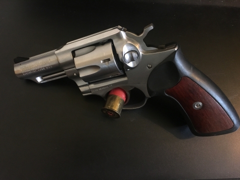 Ruger_gp100_canadian_3in.jpg