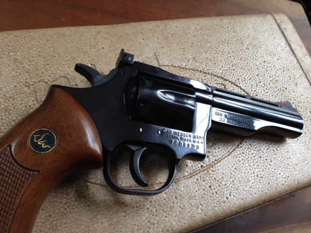 32mag6.jpg 32mag6.jpg