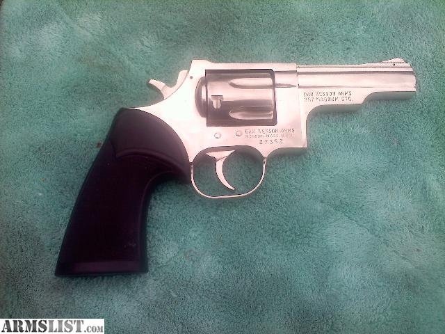 1958883_01_dan_wesson_357_ctg_stainless_640.jpg