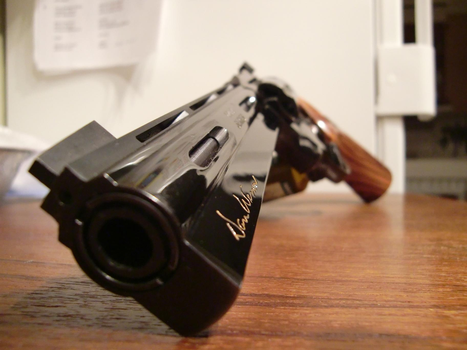 DW-Gold-Series-Barrel-Front.jpg DW-Gold-Series-Barrel-Front.jpg