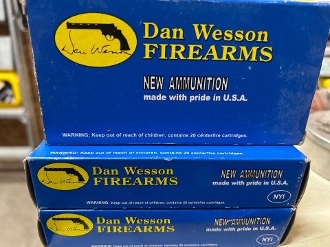 Dan_Wesson_7445_Ammo-1.jpg