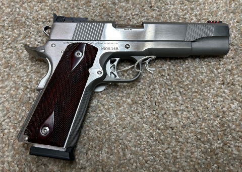 Dan_Wesson_PM-38_R.jpg Dan_Wesson_PM-38_R.jpg